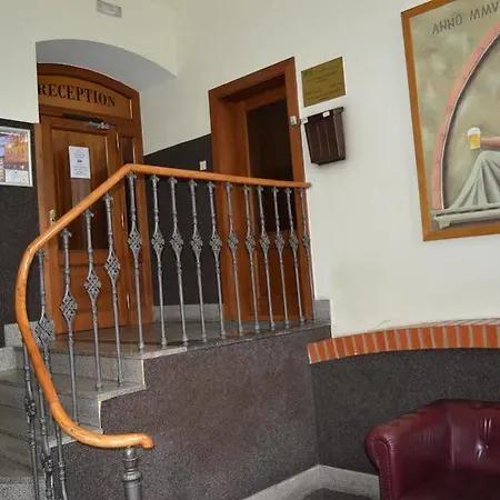 A Plus & Auberge de jeunesse