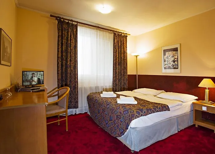 A Plus & Hostel *